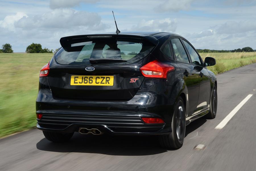  Ford Focus ST (DYB) 2014 года  (UK) (фото 4 из 13)